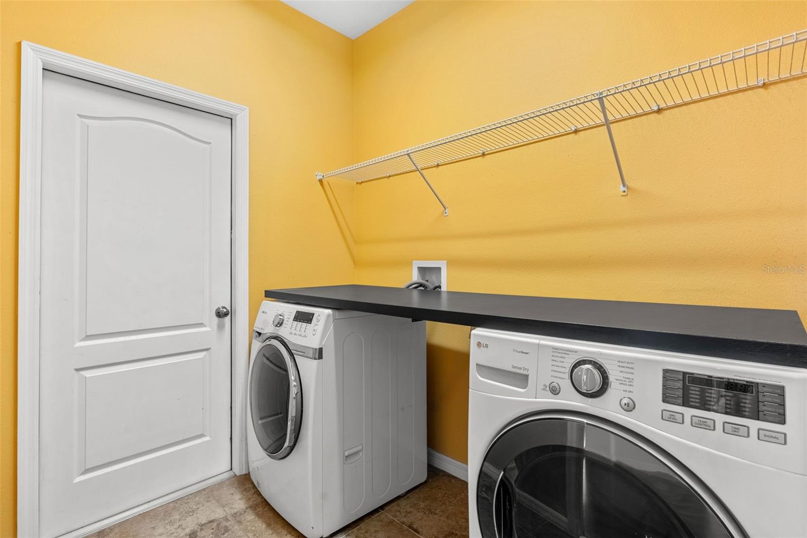 HAMMOCK POINTE - Residential Lease