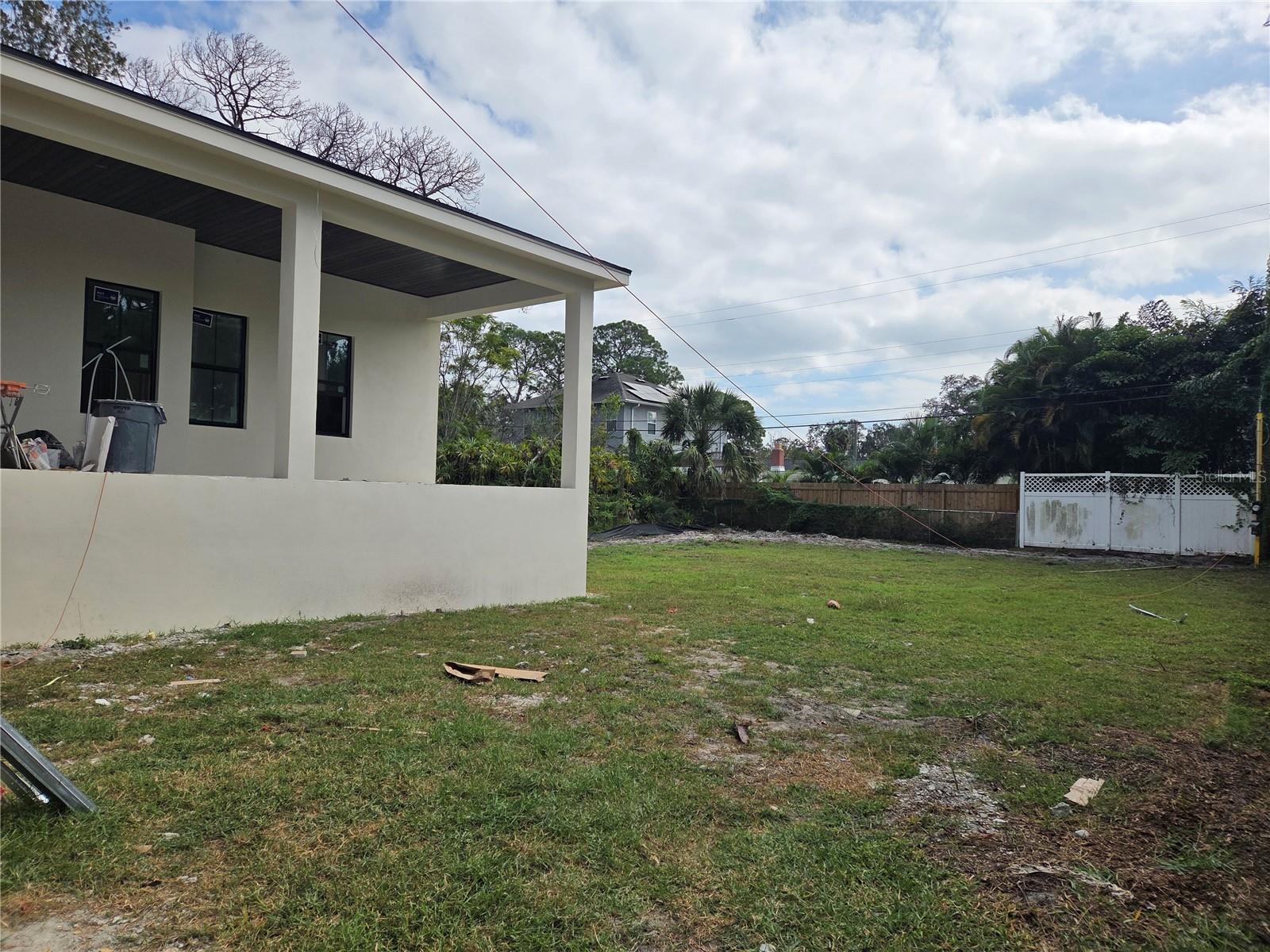 4642 W LONGFELLOW AVENUE