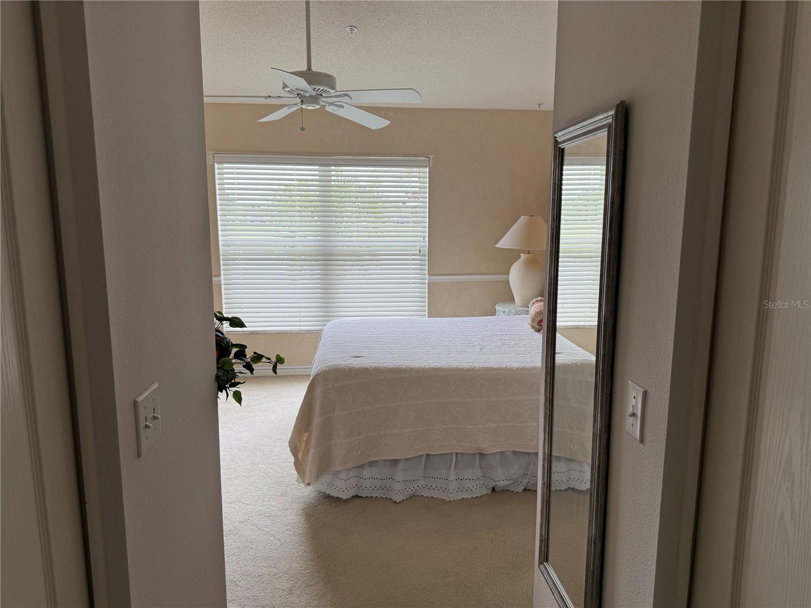 VERANDA 2 AT HERITAGE OAKS - Residential Lease