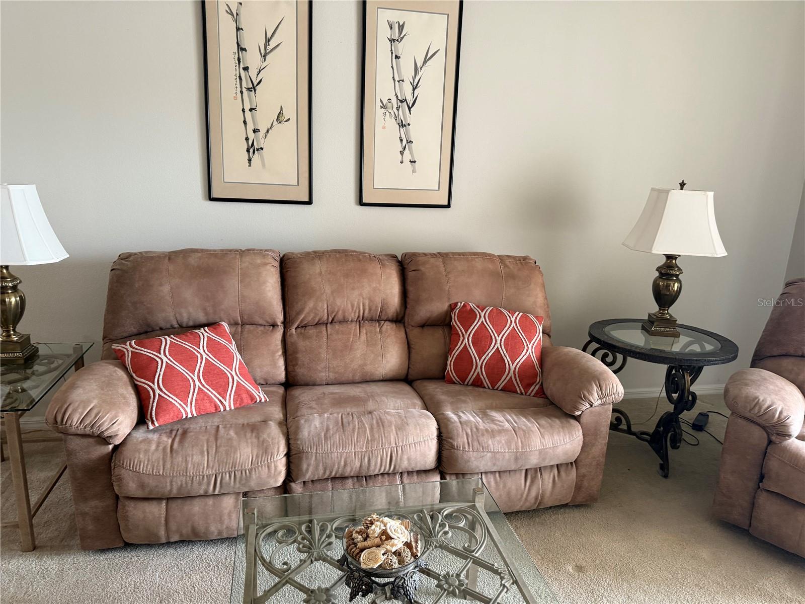 VERANDA 2 AT HERITAGE OAKS - Residential Lease