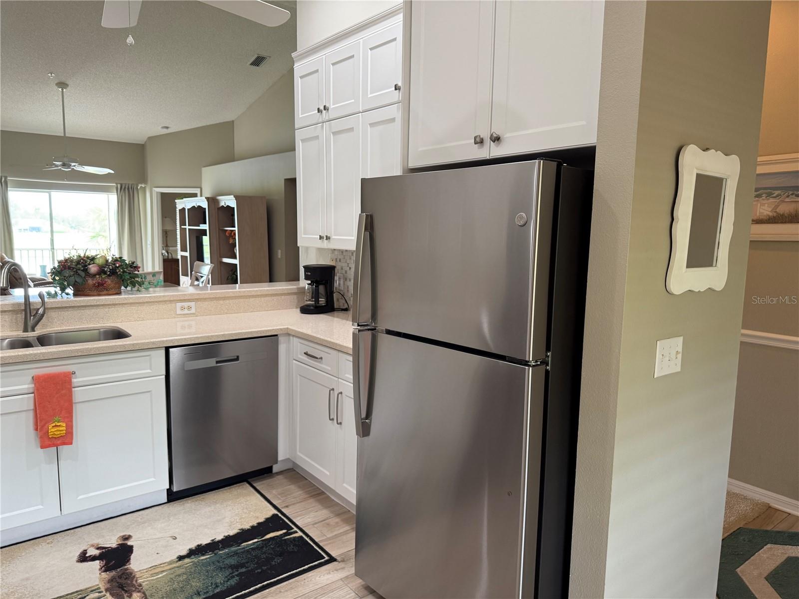 VERANDA 2 AT HERITAGE OAKS - Residential Lease