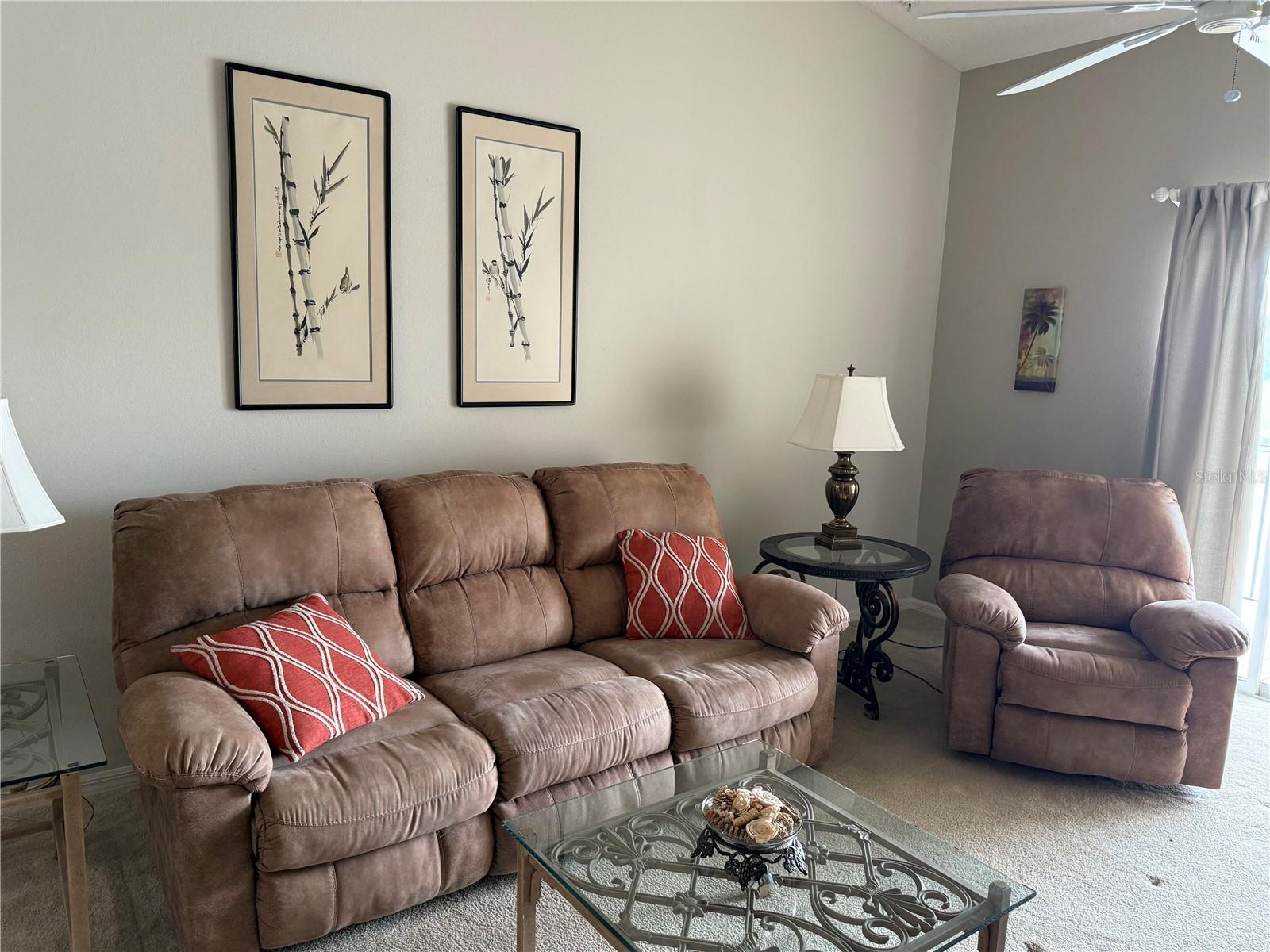 VERANDA 2 AT HERITAGE OAKS - Residential Lease