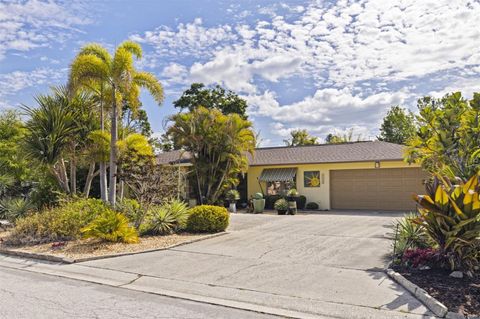 Photo of 6848 16th Way S, St Petersburg, FL 33712 (MLS # TB8501944)