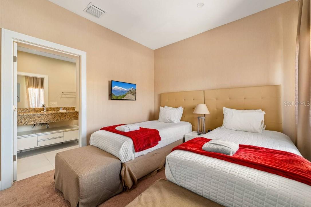 MAGIC VILLAGE - Residential