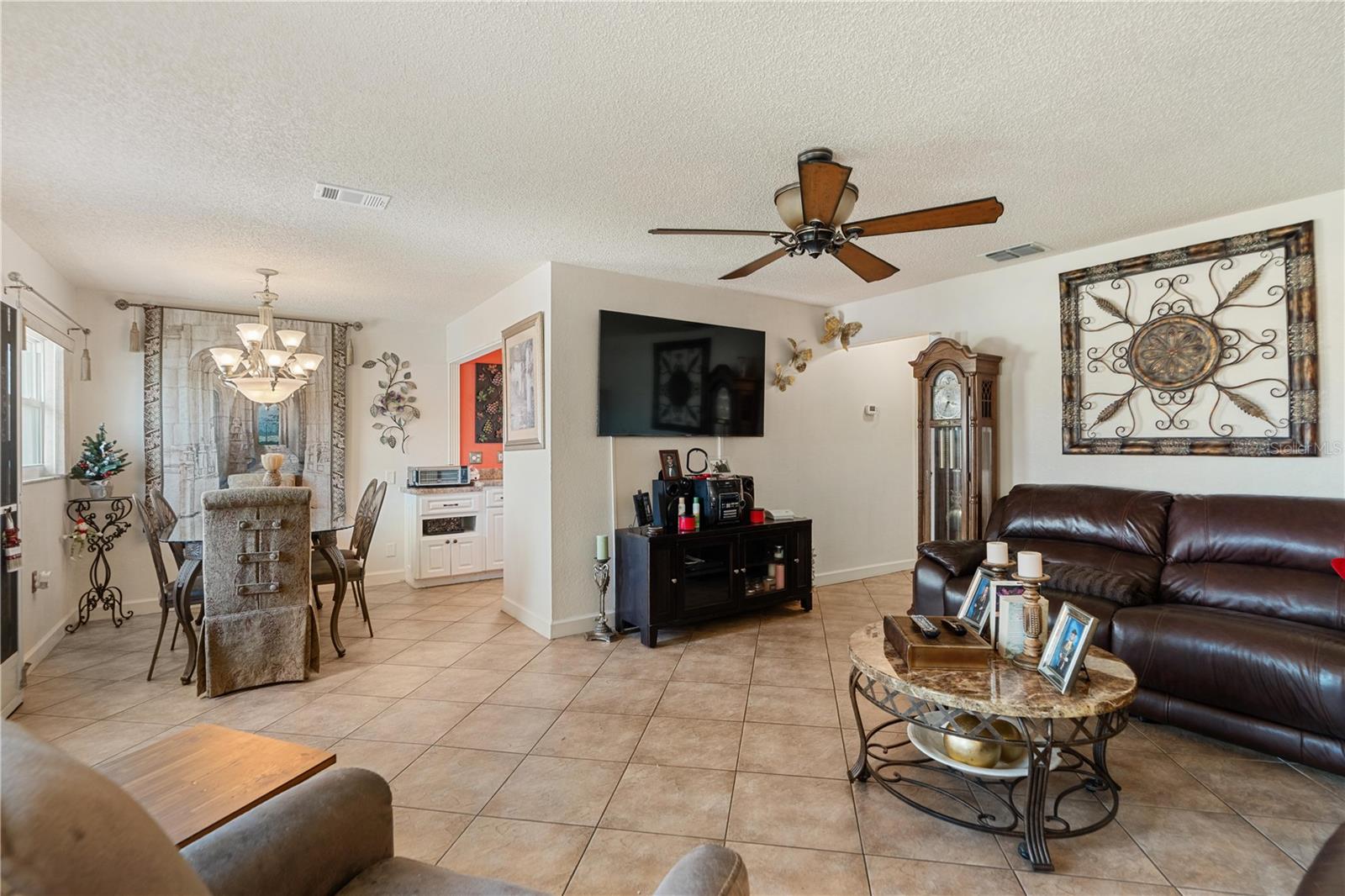 PARADISE POINTE WEST - Residential