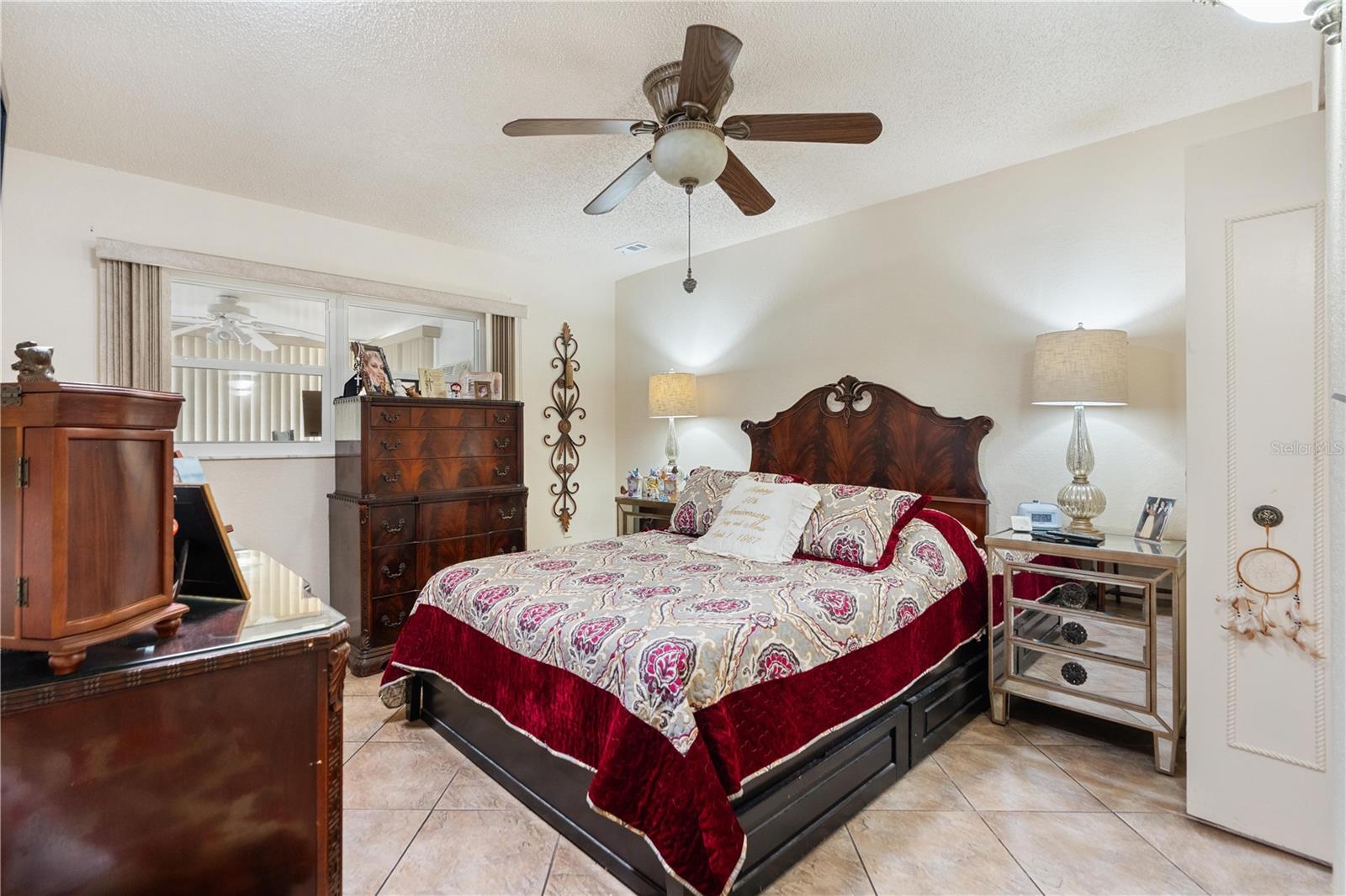 PARADISE POINTE WEST - Residential