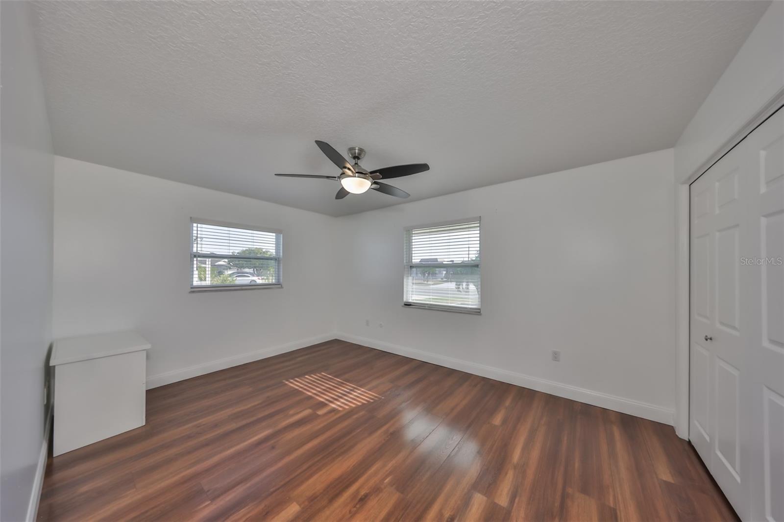 DEL WEBBS SUN CITY FLORIDA UN - Residential