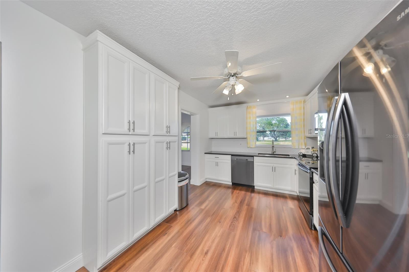 DEL WEBBS SUN CITY FLORIDA UN - Residential