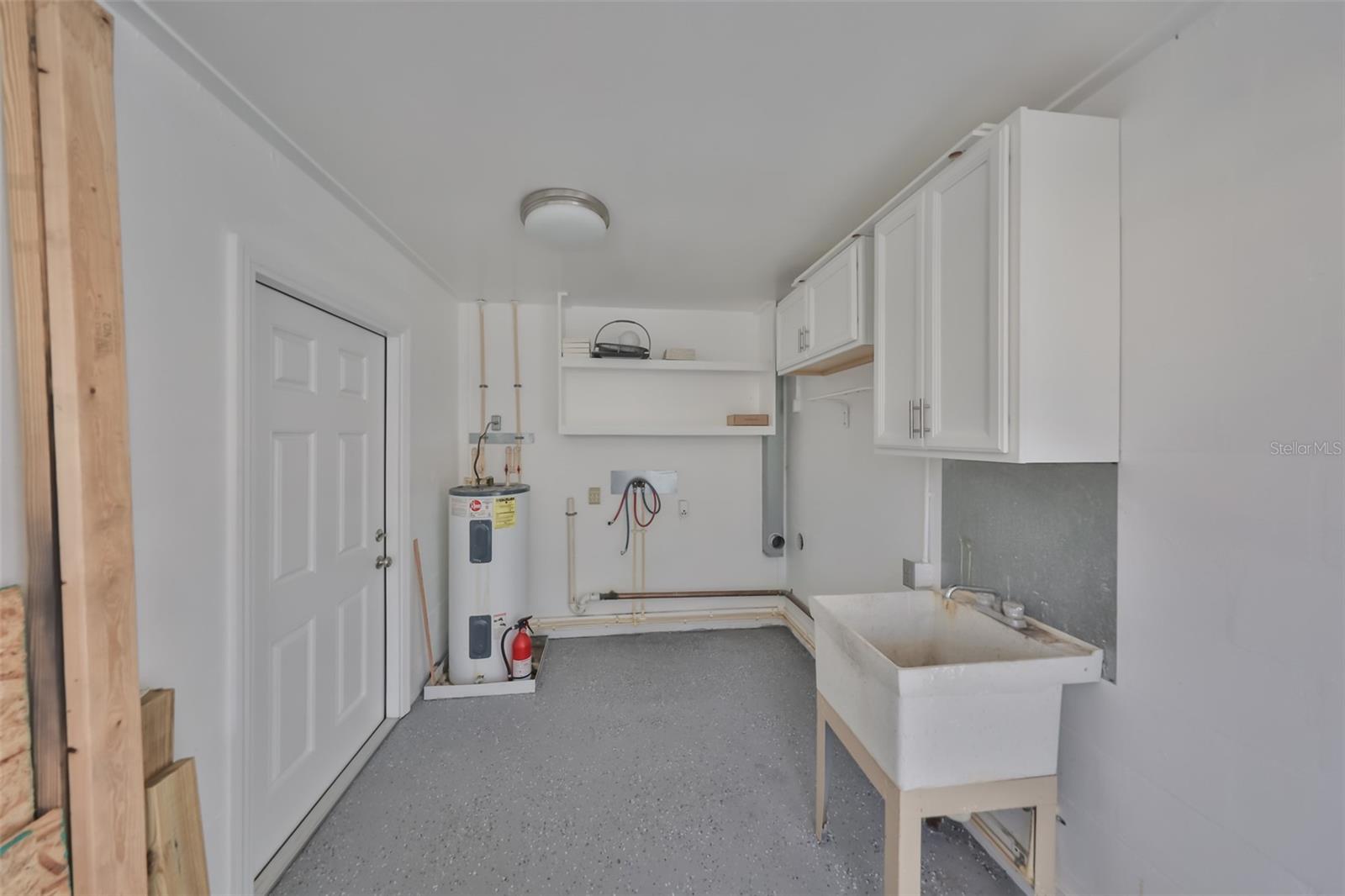 DEL WEBBS SUN CITY FLORIDA UN - Residential