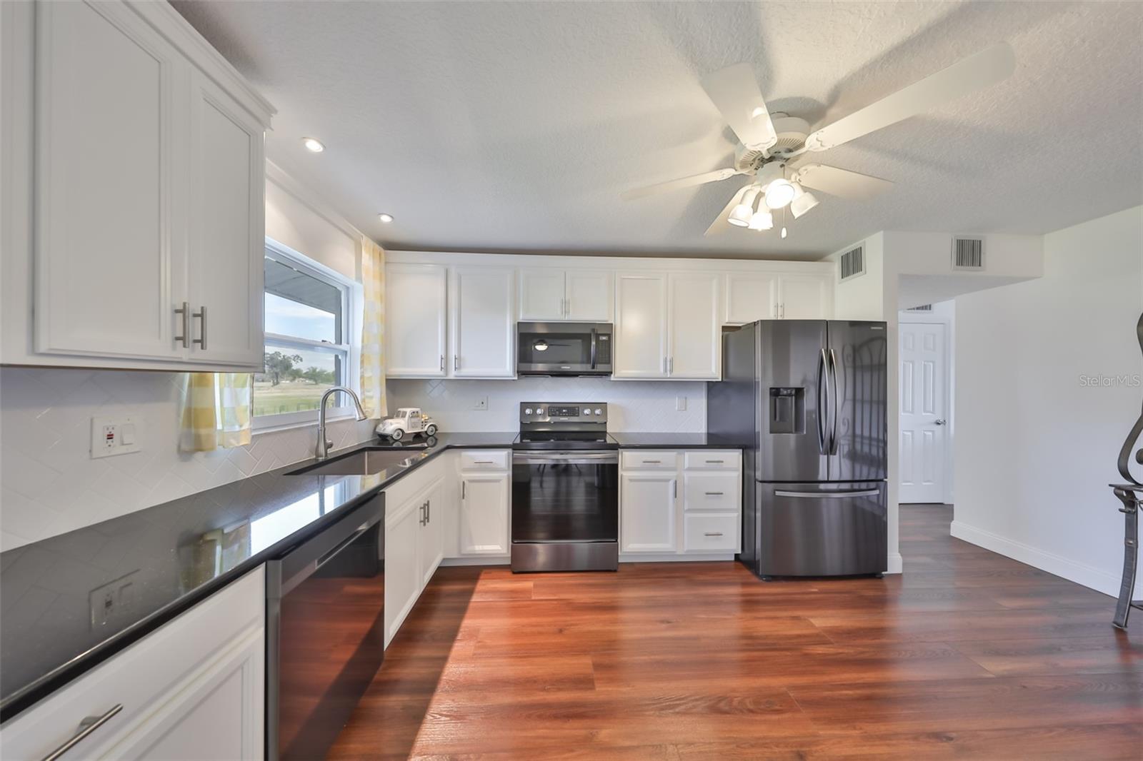 DEL WEBBS SUN CITY FLORIDA UN - Residential