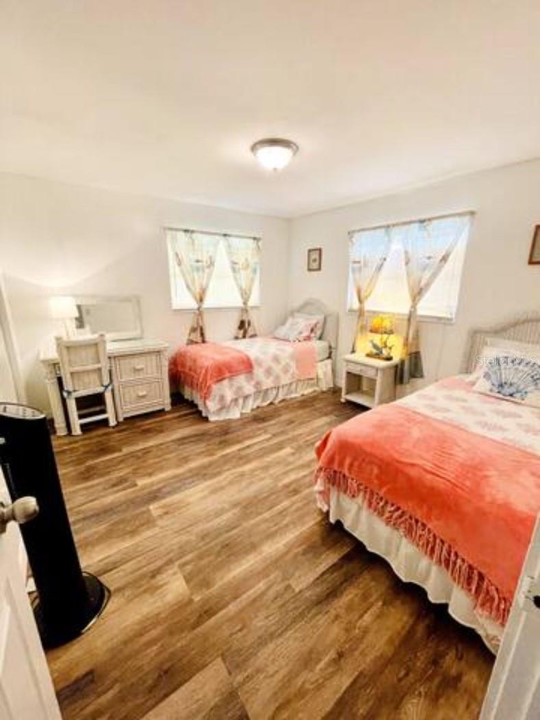 SOUTH GATE RIDGE 04 - Residential Lease