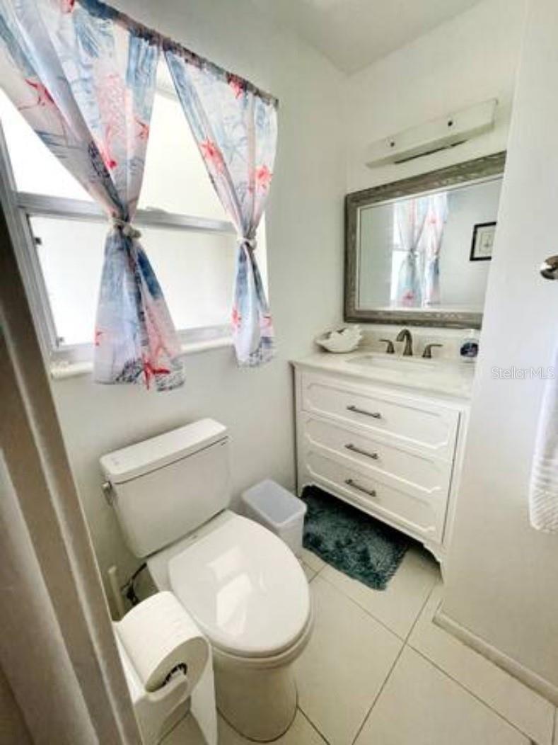 SOUTH GATE RIDGE 04 - Residential Lease
