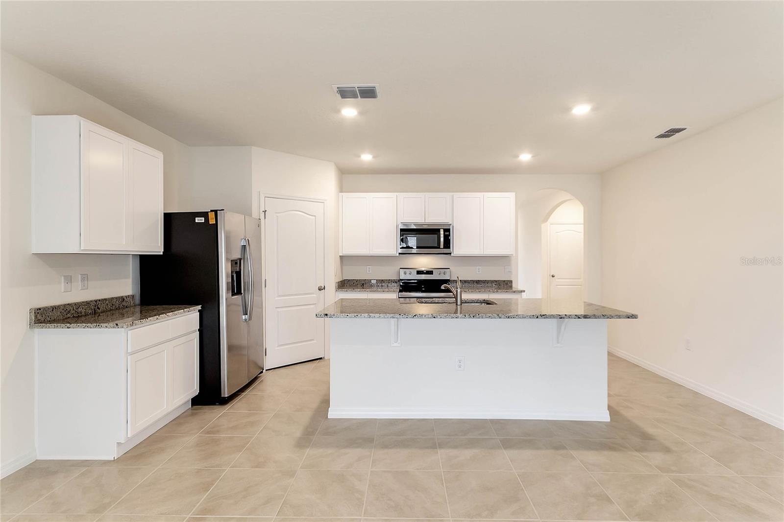 FOREST LAKE PH 1 - Residential Lease