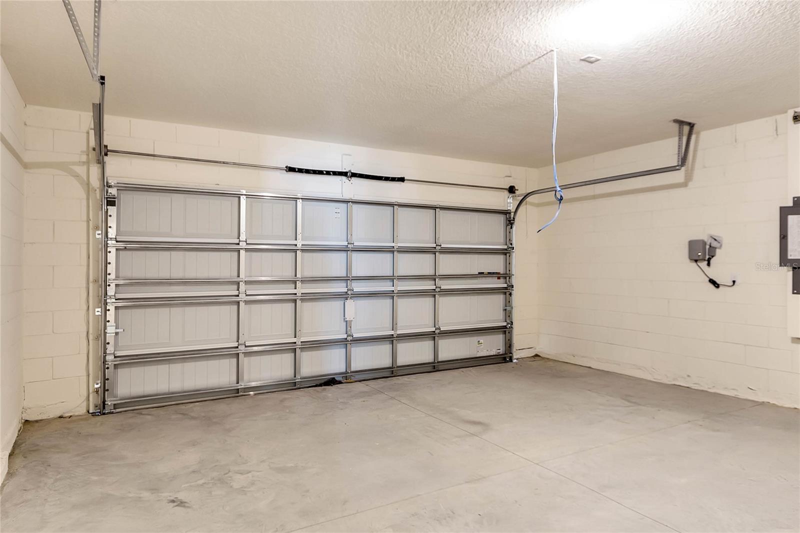 FOREST LAKE PH 1 - Residential Lease