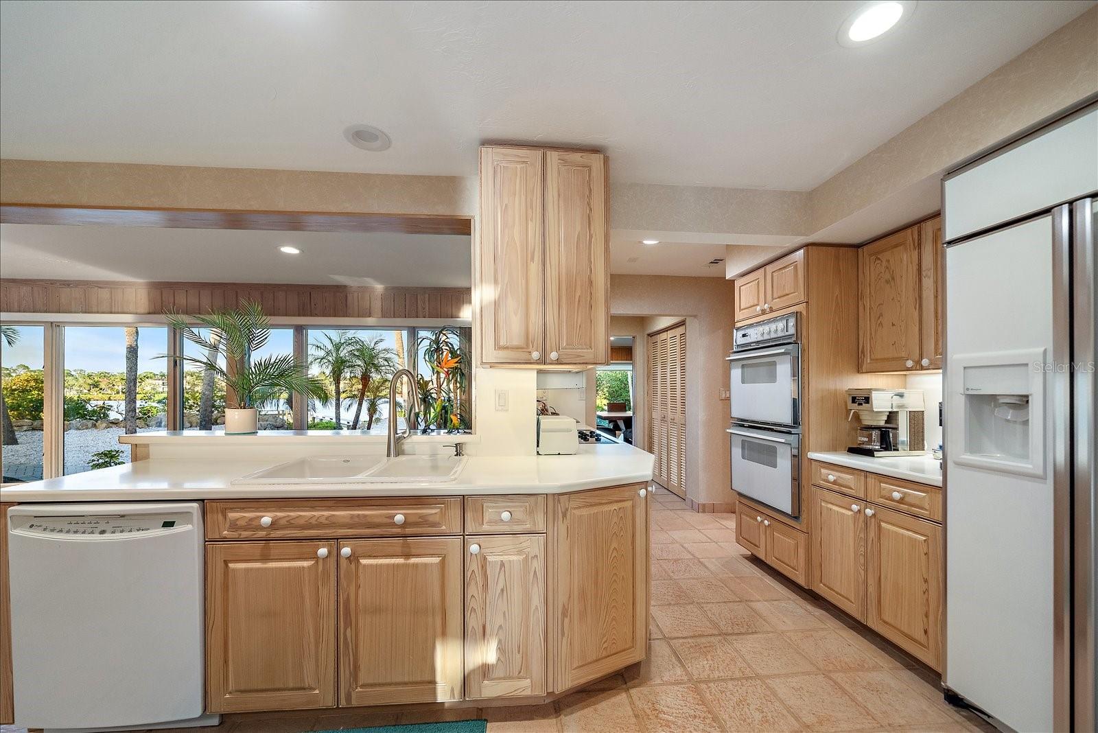 NORTH MANASOTA KEY - Residential