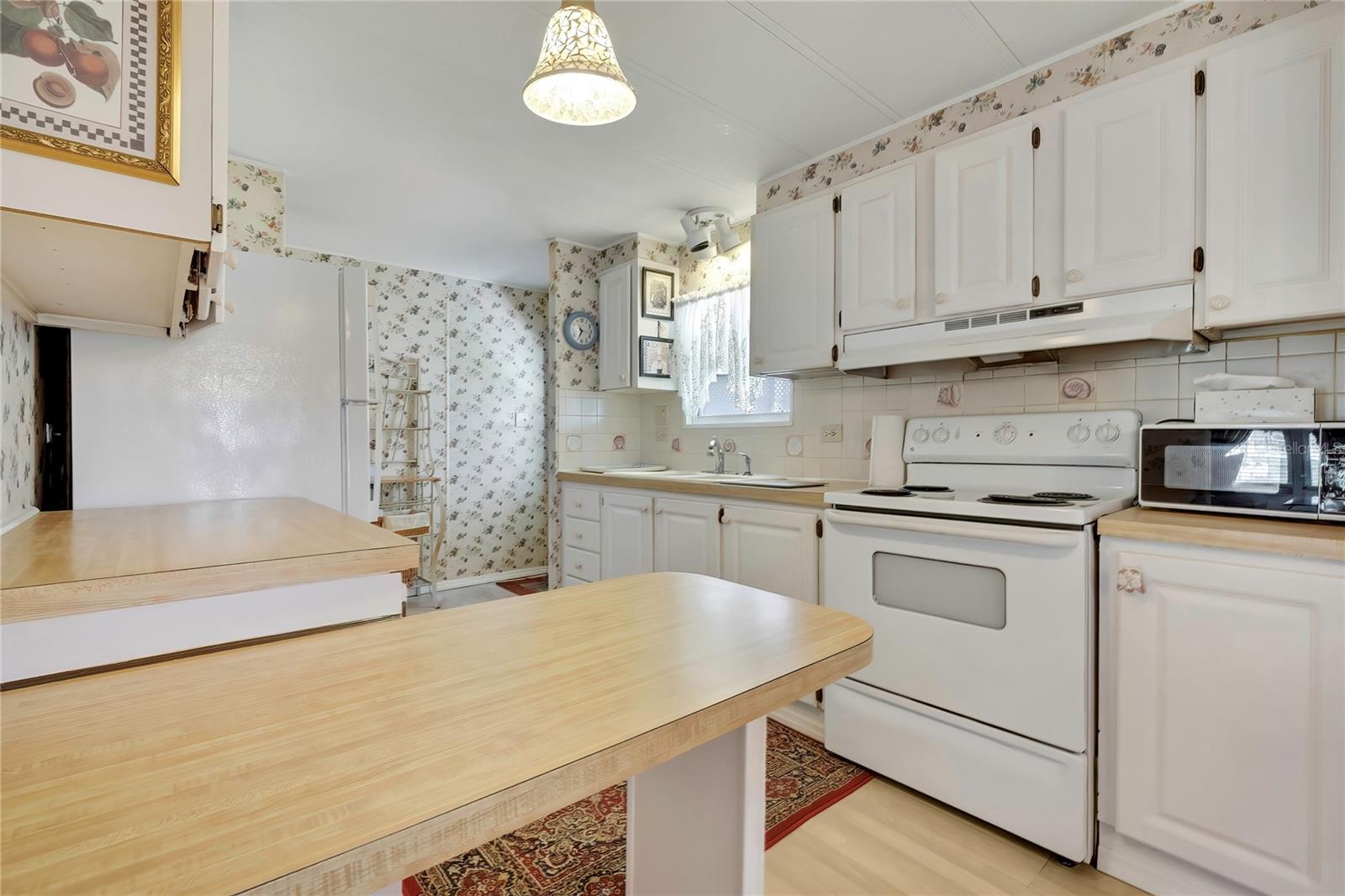 TANGLEWOOD MOBILE VILLAGE - Residential