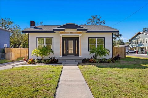 A home in TAMPA