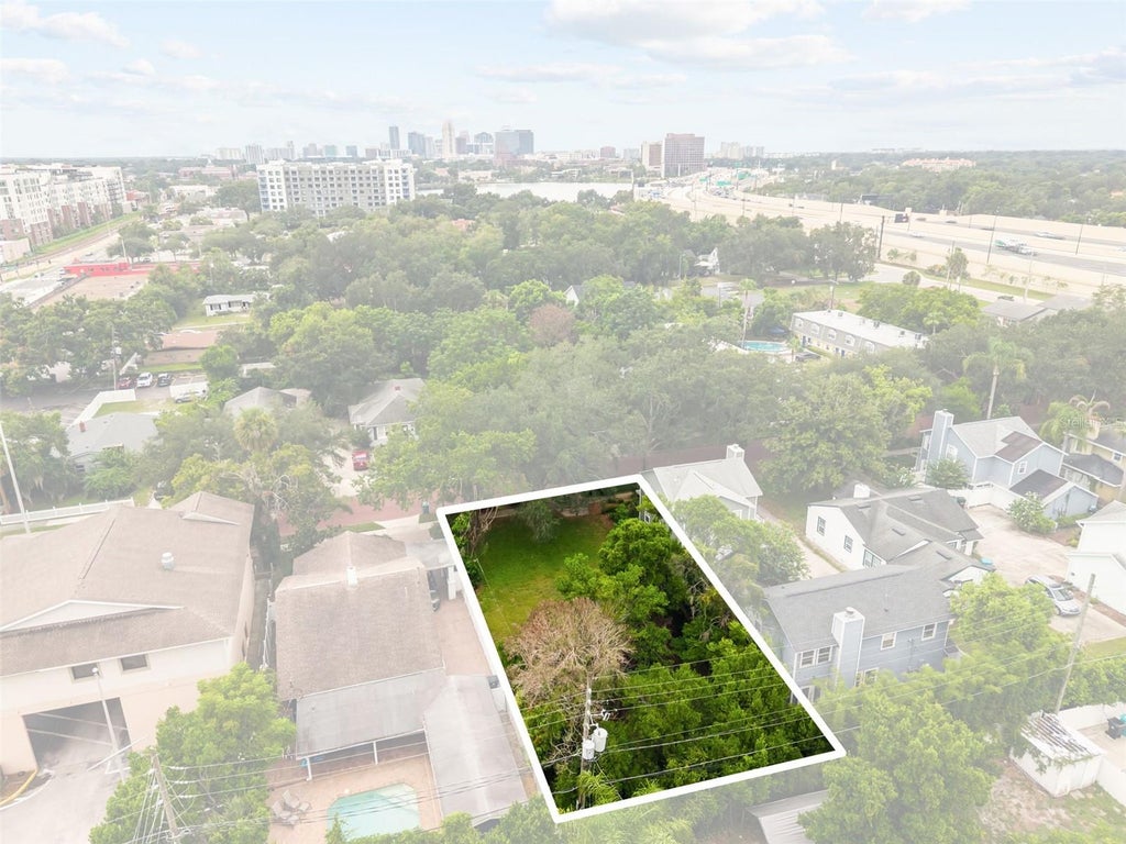 Photo of 311 E Yale Street, Orlando, FL 32804 (MLS # O6431469)