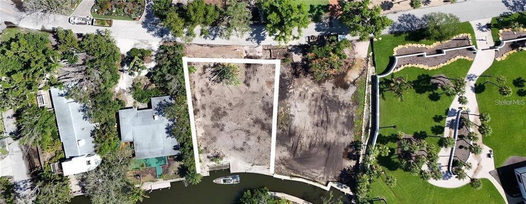 Photo of 530 Freeling Drive, Sarasota, FL 34242 (MLS # A4670946)