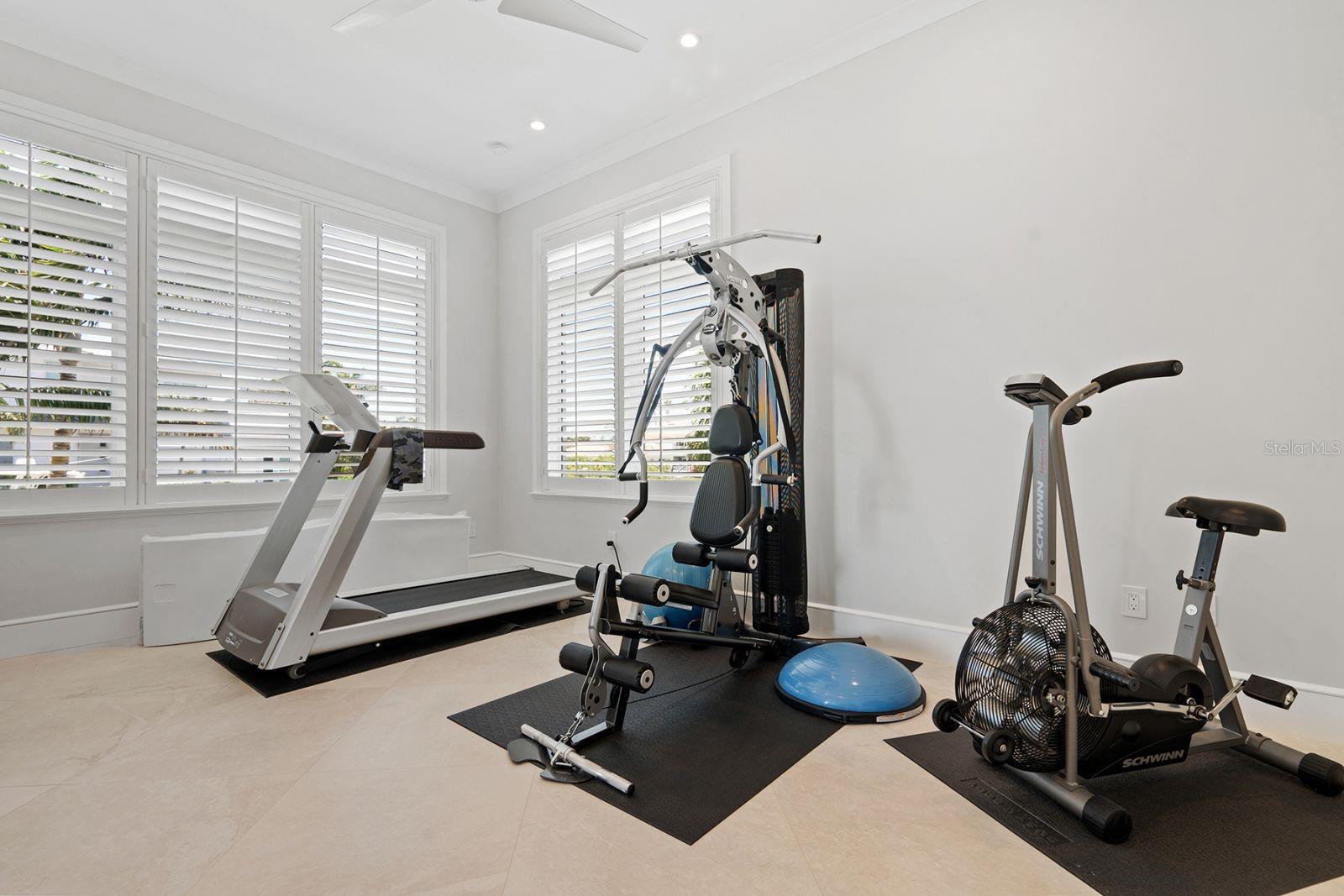 COUNTRY CLUB SHORES, UNIT 5, SEC 3 - Residential