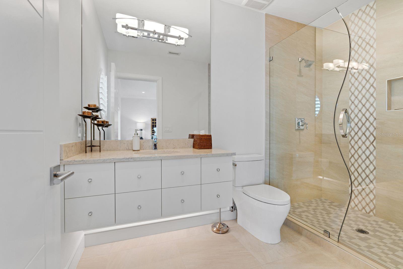 COUNTRY CLUB SHORES, UNIT 5, SEC 3 - Residential