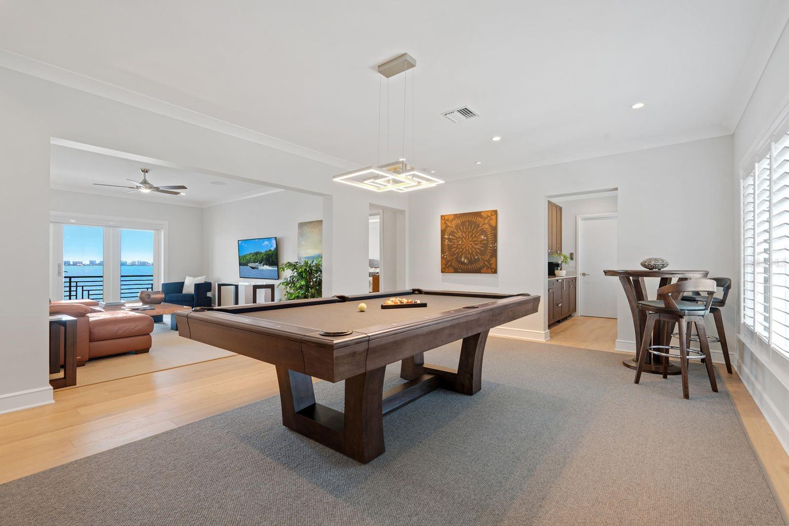 COUNTRY CLUB SHORES, UNIT 5, SEC 3 - Residential