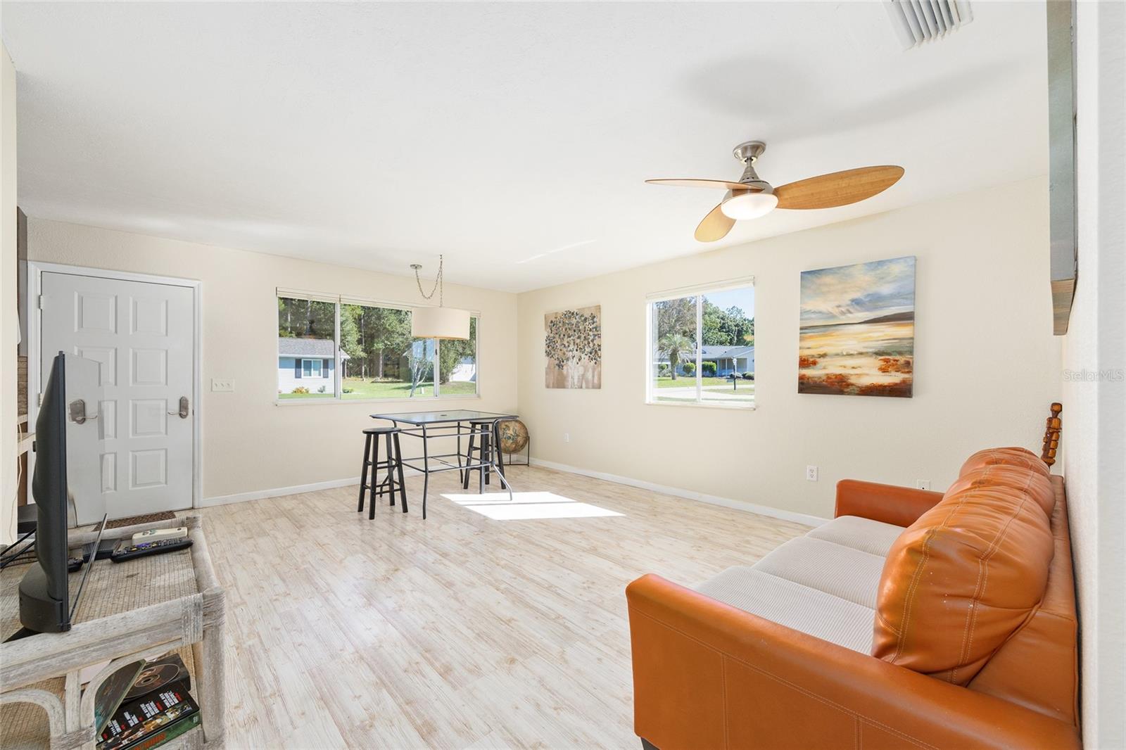 OAK RUN - Residential