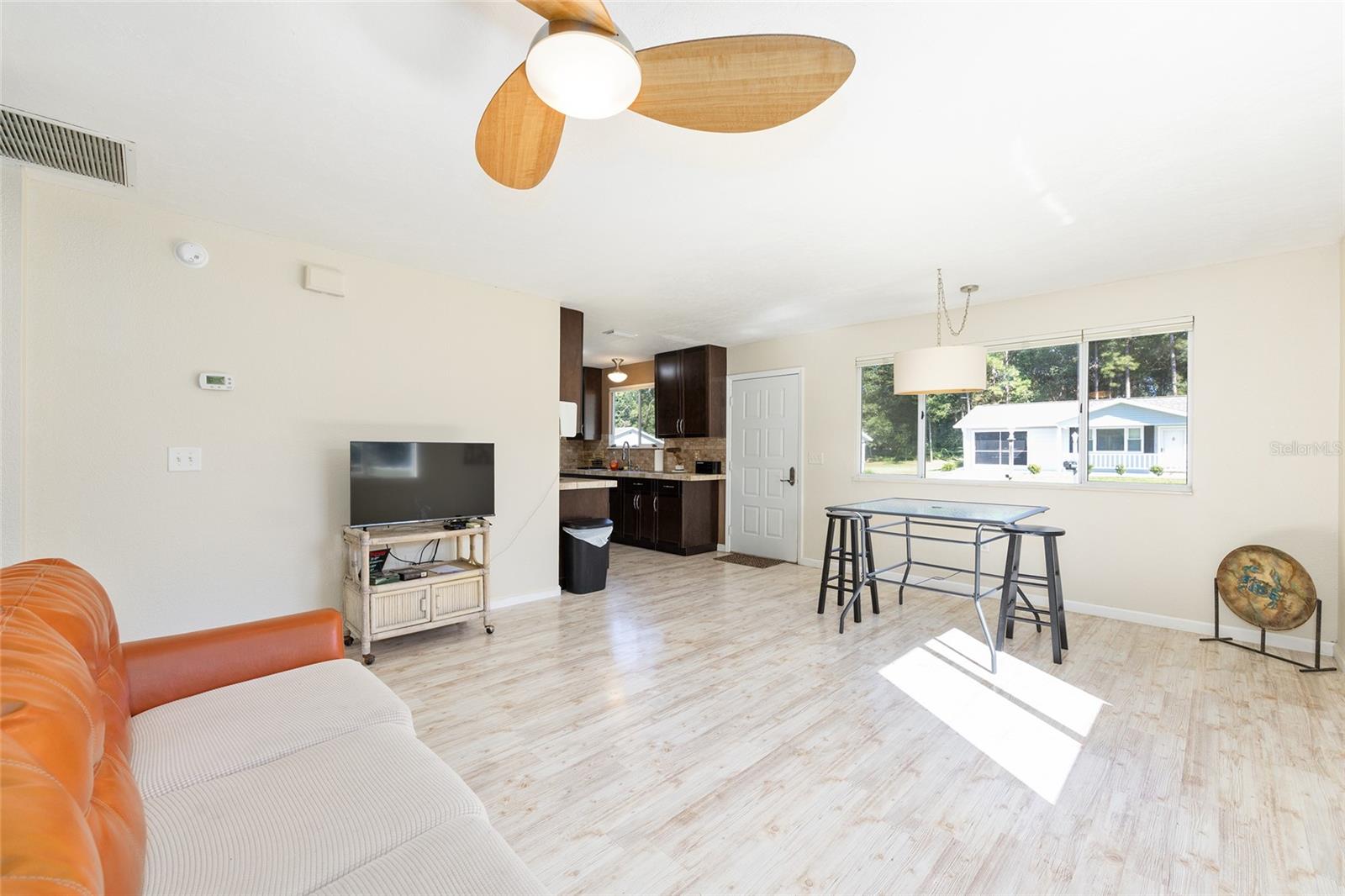 OAK RUN - Residential