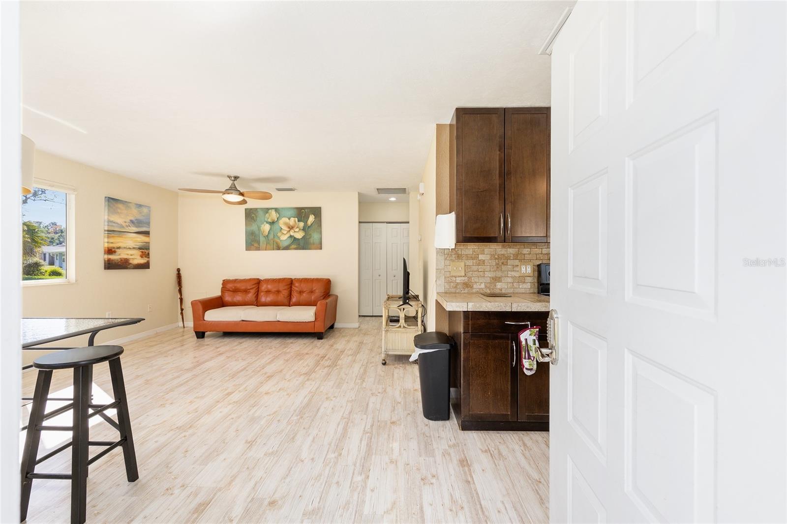 OAK RUN - Residential