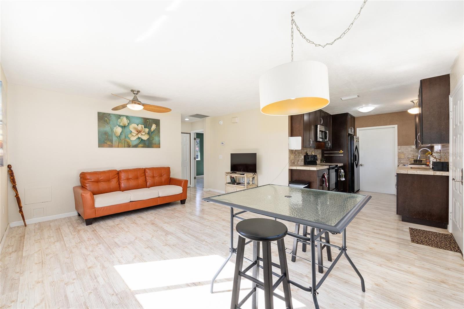 OAK RUN - Residential