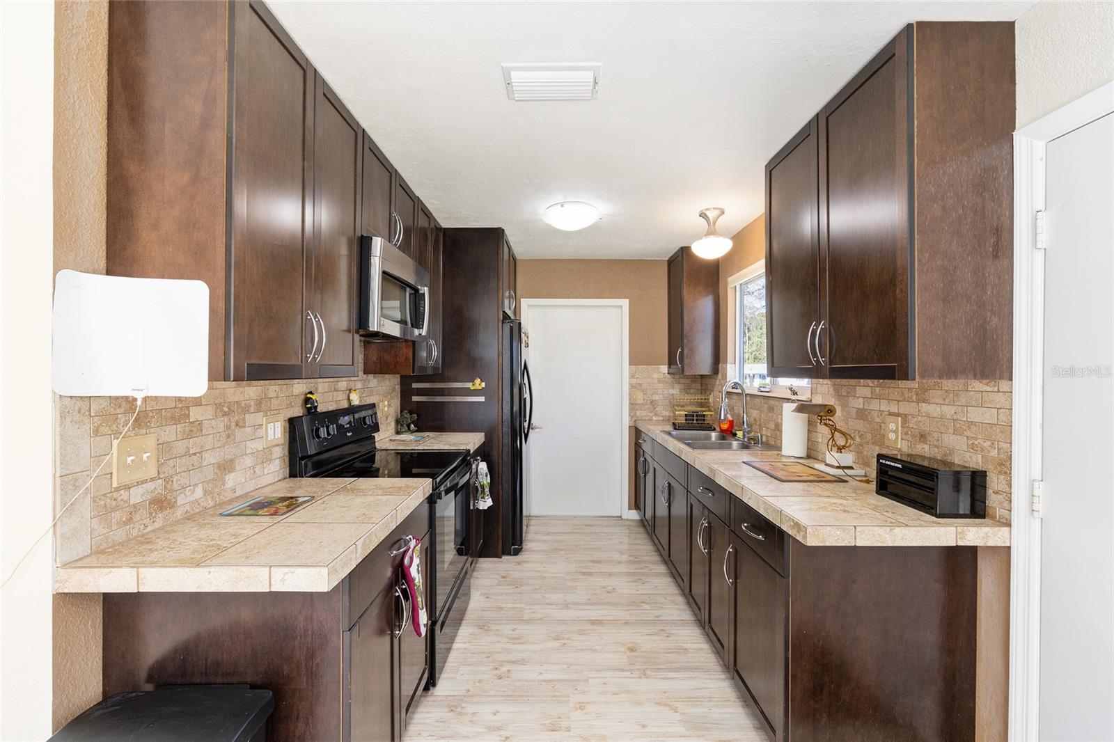 OAK RUN - Residential
