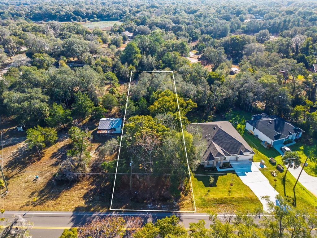 MOUNT PLYMOUTH - Residential