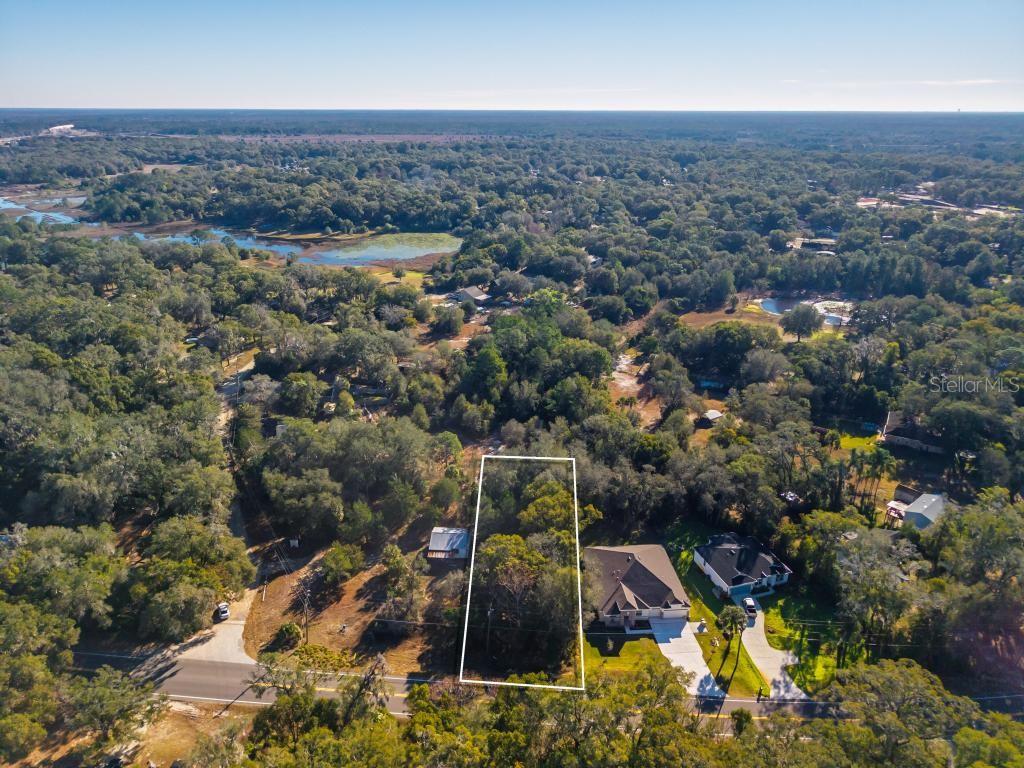 MOUNT PLYMOUTH - Residential