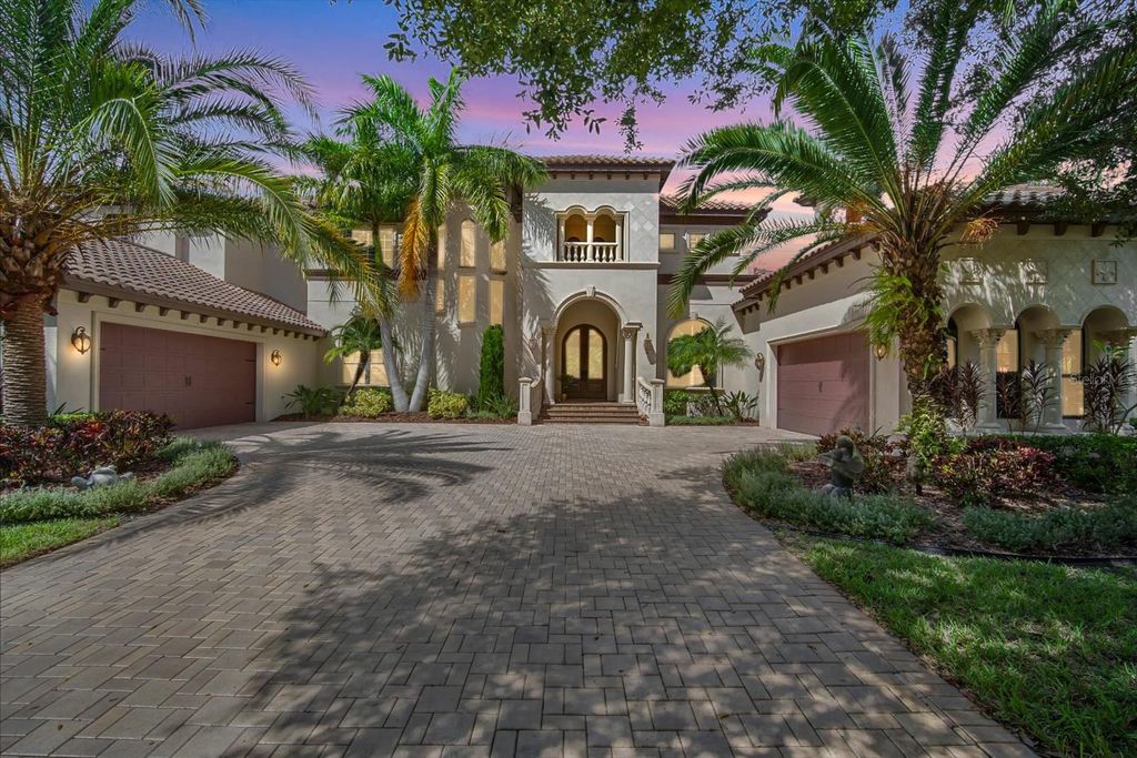 Photo of 16220 Ternglade Drive, Lithia, FL 33547 (MLS # TB8436306)