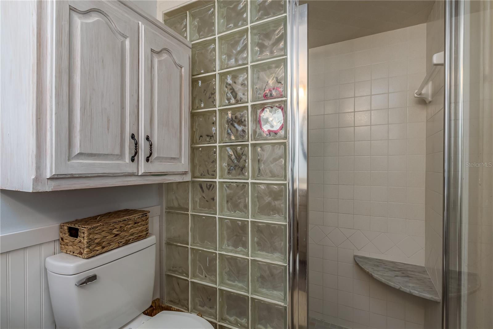 BELLEVUE ESTATES ISLAND 1ST ADD - Residential