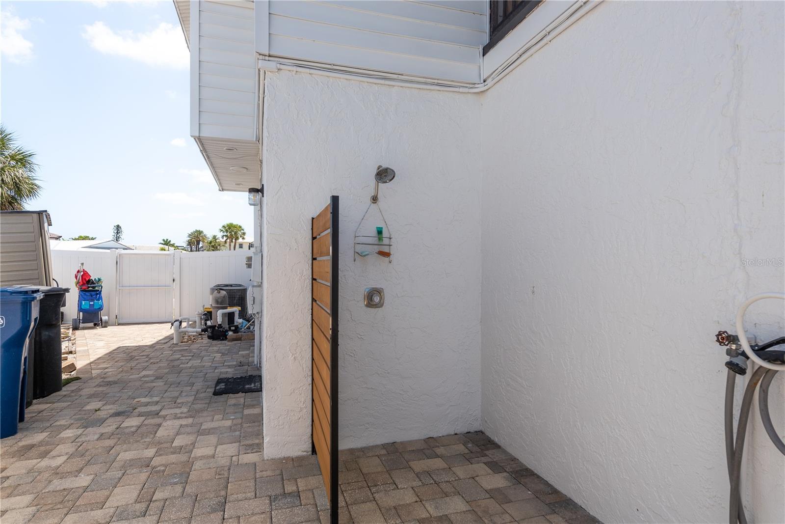 BELLEVUE ESTATES ISLAND 1ST ADD - Residential