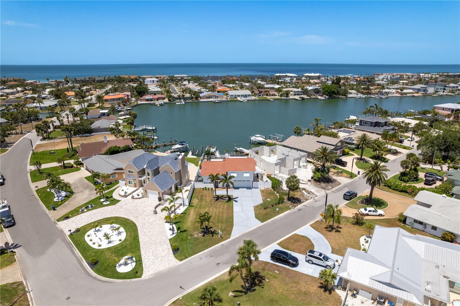 BELLEVUE ESTATES ISLAND 1ST ADD - Residential