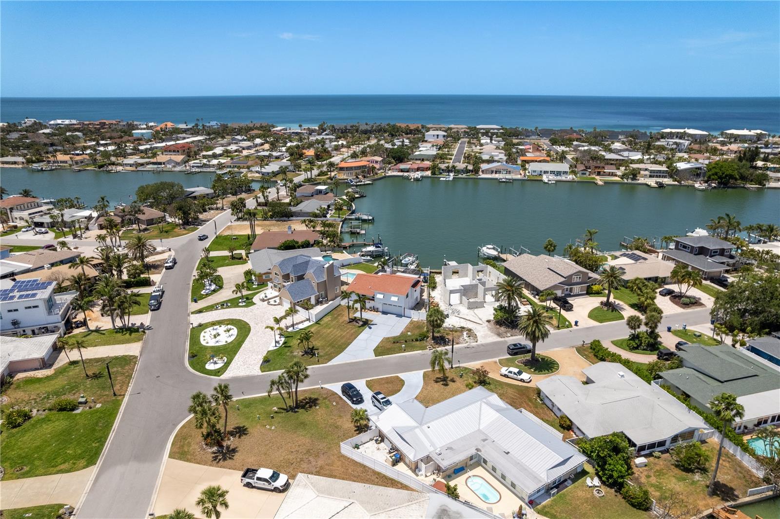 BELLEVUE ESTATES ISLAND 1ST ADD - Residential