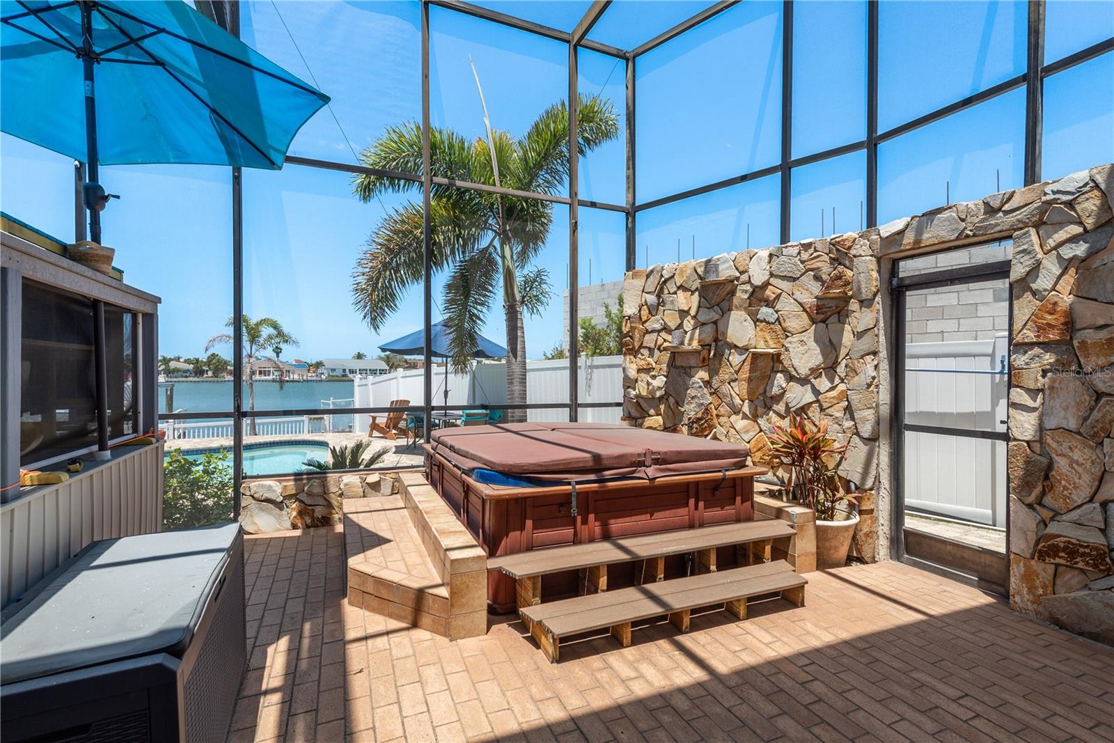 BELLEVUE ESTATES ISLAND 1ST ADD - Residential