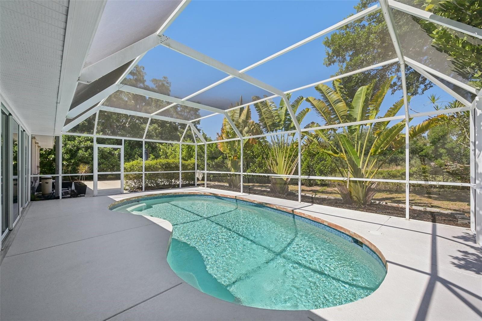 DEER HOLLOW - Residential