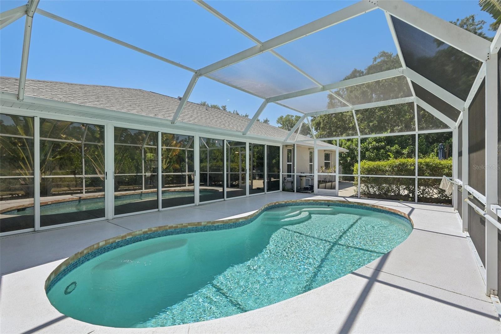 DEER HOLLOW - Residential