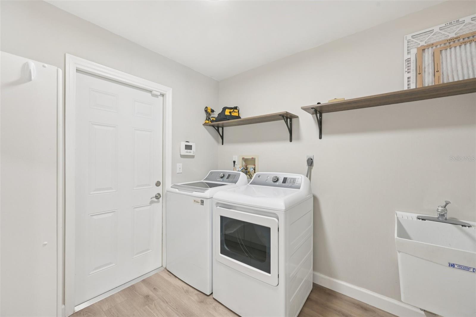 DEER HOLLOW - Residential