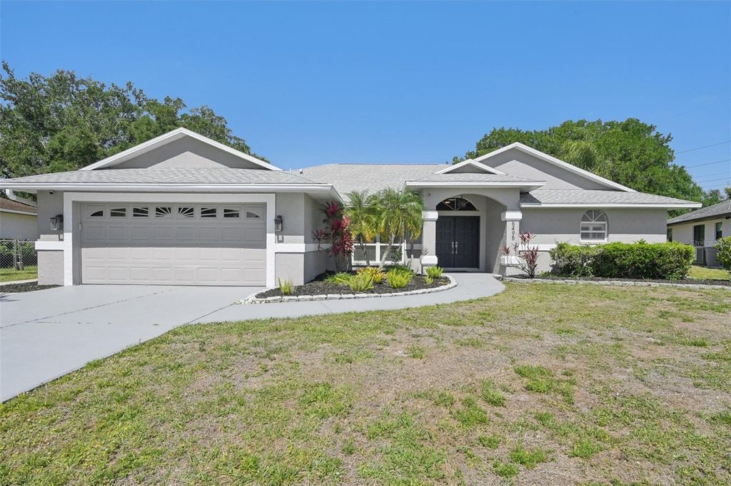 Photo of 5495 Cynthia Lane, Sarasota, FL 34235 (MLS # TB8498165)