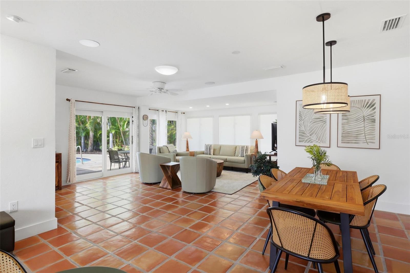 SAINT ARMANDS DIV JOHN RINGLING ESTATES - Residential