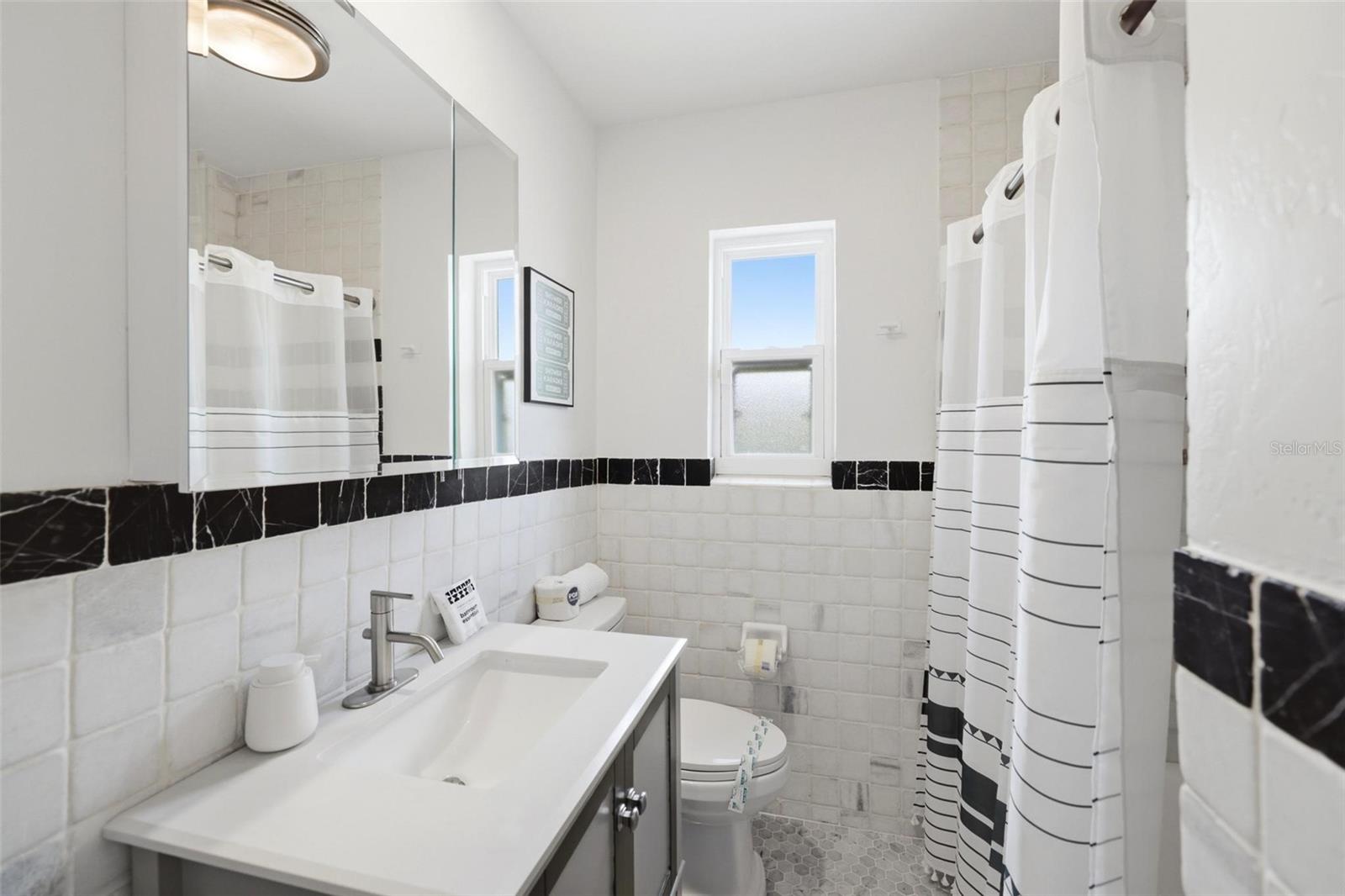 SAINT ARMANDS DIV JOHN RINGLING ESTATES - Residential