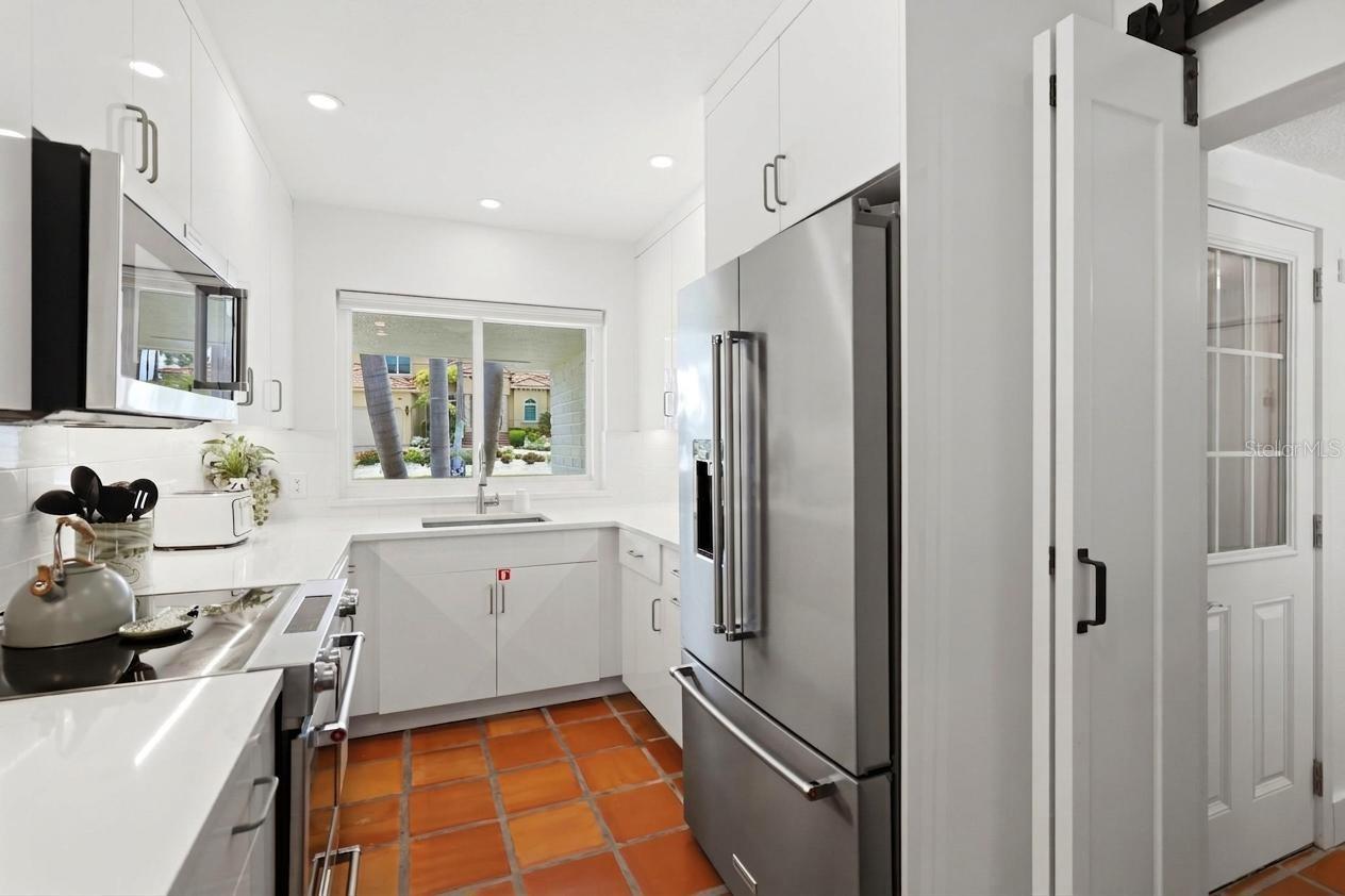 SAINT ARMANDS DIV JOHN RINGLING ESTATES - Residential