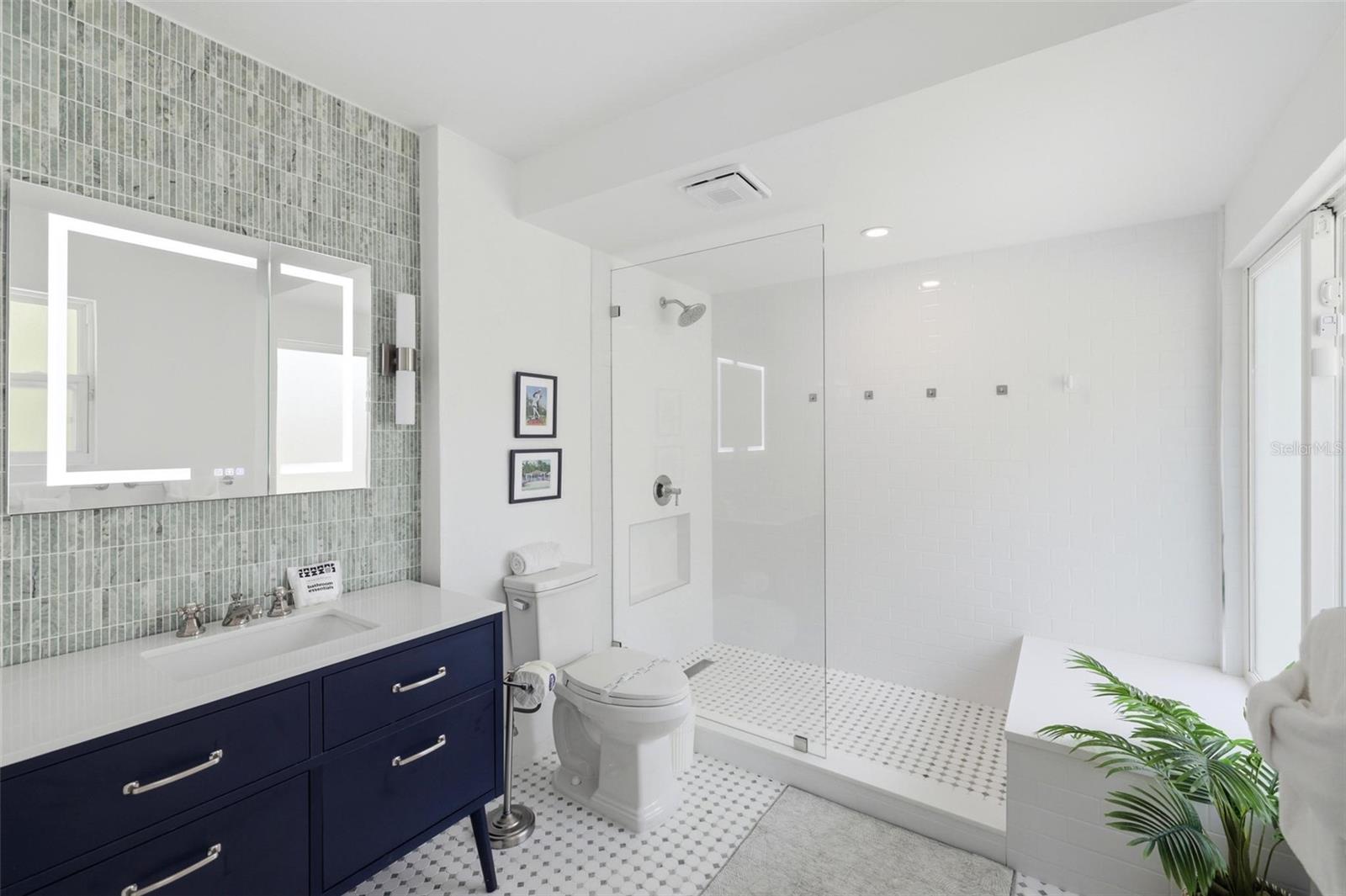 SAINT ARMANDS DIV JOHN RINGLING ESTATES - Residential