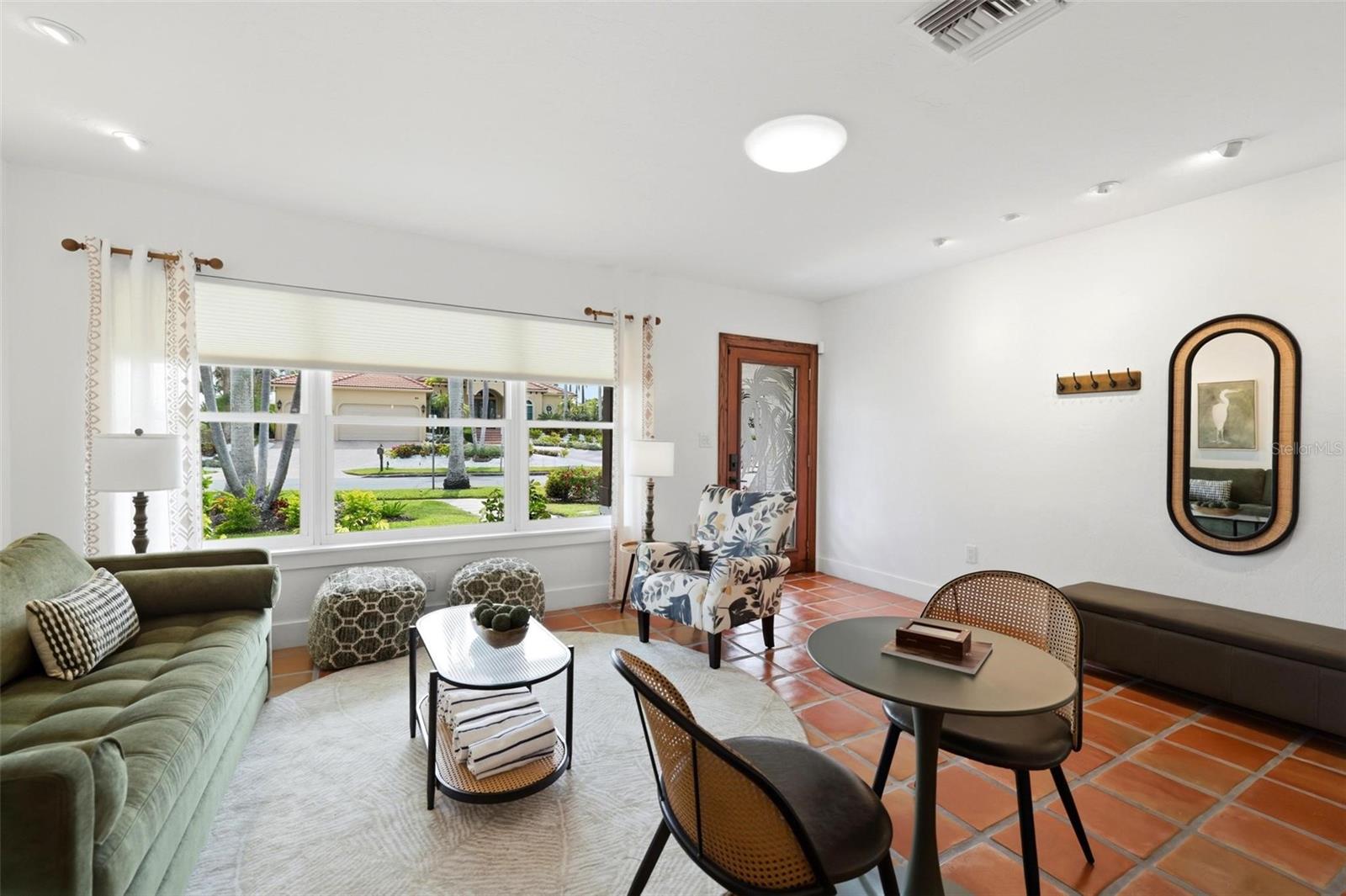 SAINT ARMANDS DIV JOHN RINGLING ESTATES - Residential