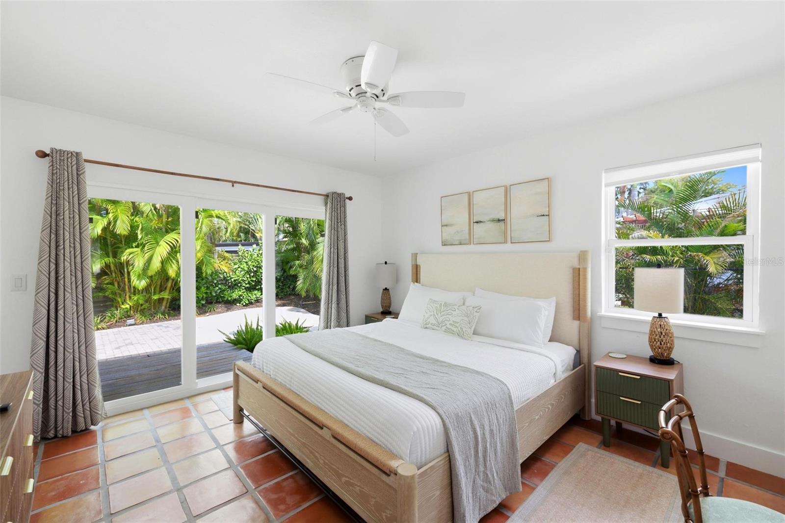 SAINT ARMANDS DIV JOHN RINGLING ESTATES - Residential