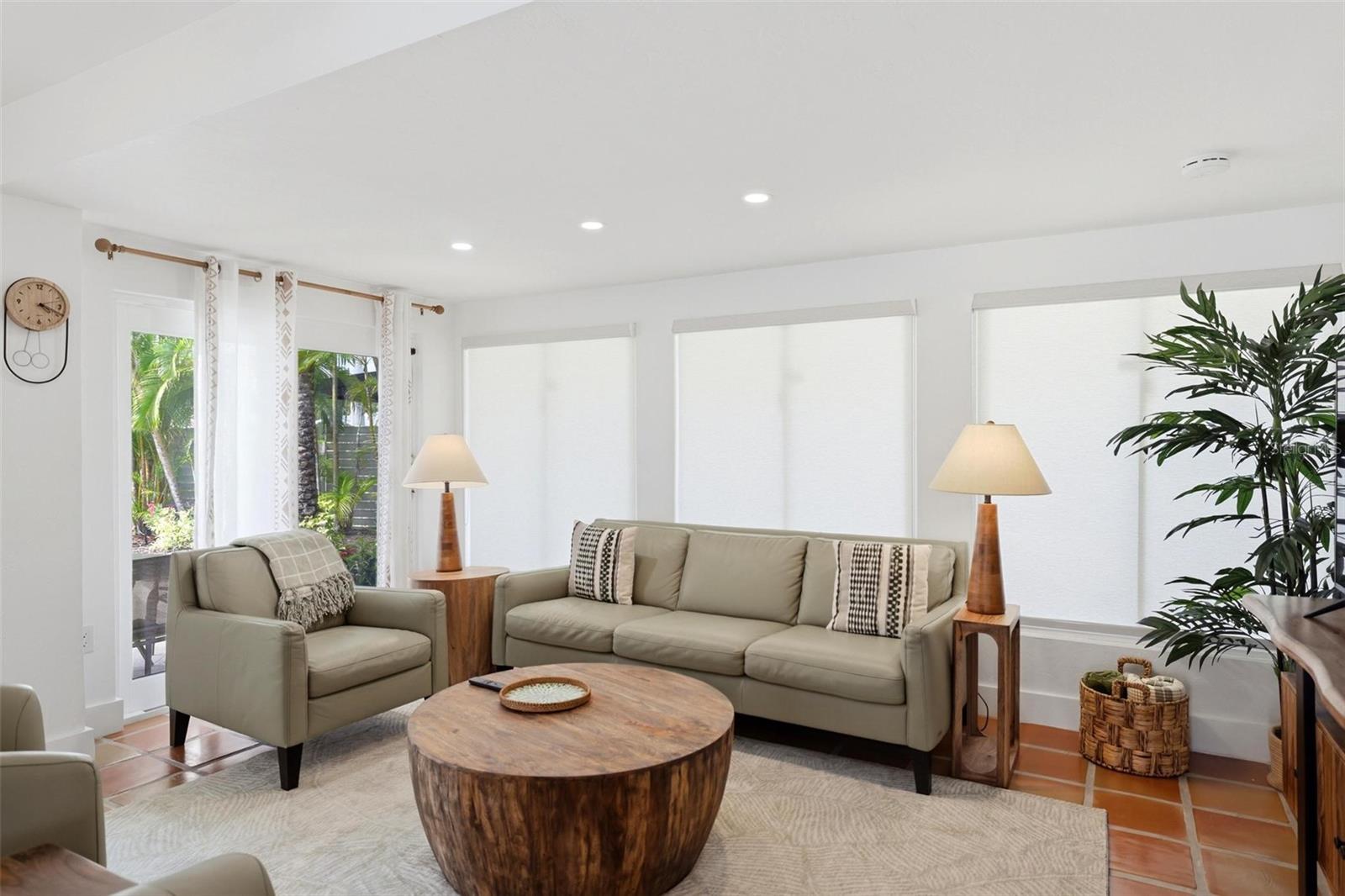 SAINT ARMANDS DIV JOHN RINGLING ESTATES - Residential
